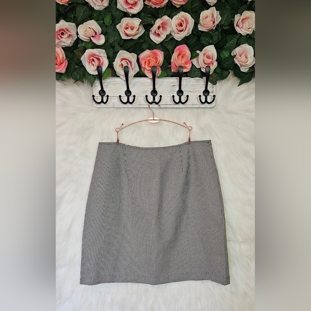 Carroll Reed Classic Houndstooth Mini Skirt